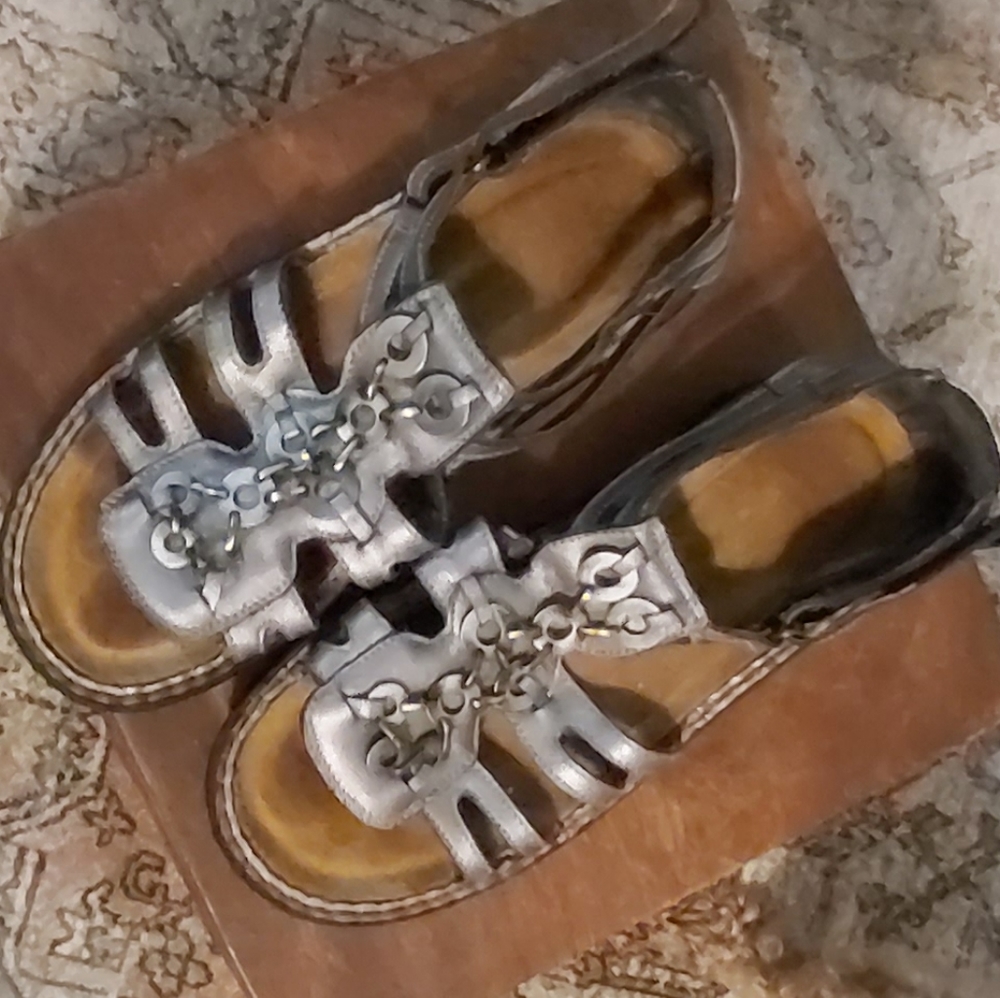 Naot Trovador shoes